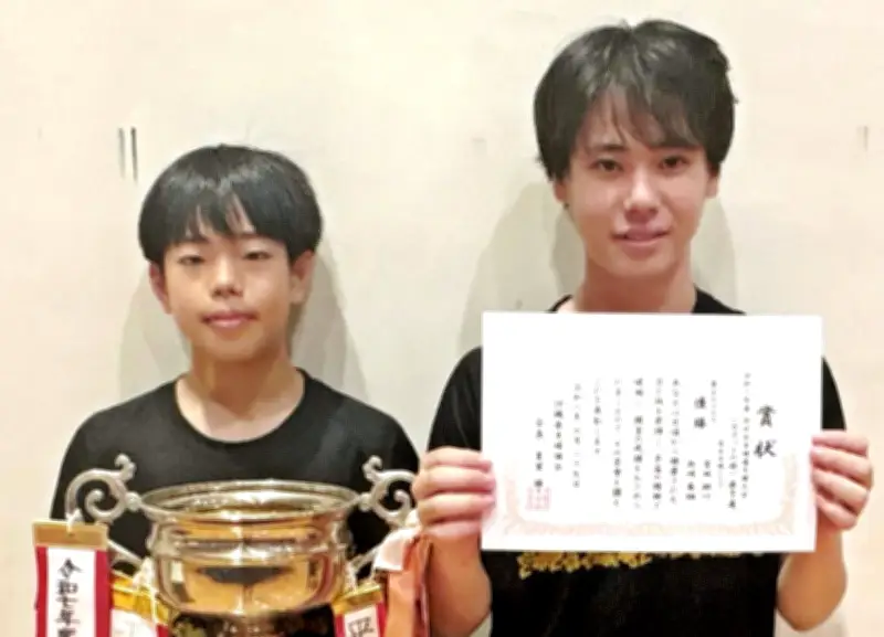 卓球全日本選手権カデット県予選 男子ダブルスは新崎・宮城組がV