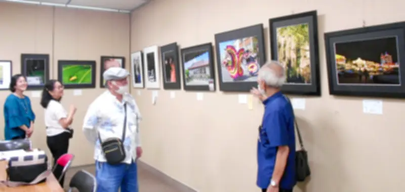 ハイサイフォトクラブ第11回写真展 沖縄市役所で開催 自然や行事を活写