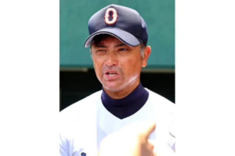 沖尚・比嘉監督「粘り強さに成長感じる」 選手ねぎらう 夏の甲子園県大会