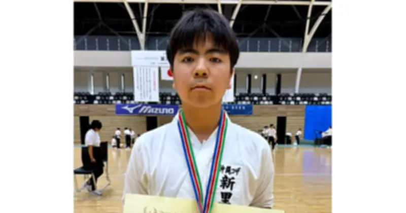 なぎなた全国中学生大会で新里崇介が男子4位 沖縄コザクラブ