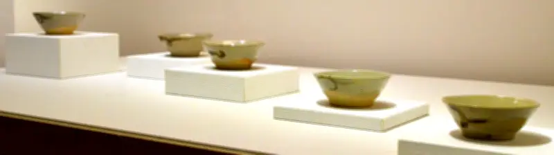 湧田焼展、那覇市立壺屋焼物博物館で26日まで　鈴木氏収集60点