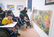 肢体不自由児・者の作品展、那覇で開催　力作80点