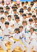 全沖縄少年少女空手道大会、1143人が出場し熱戦