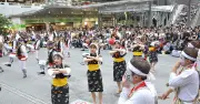 「第1回関東沖縄エイサーまつり」開幕 40団体が勇壮な演舞 東京・中野で19日まで