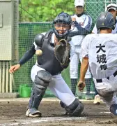 実戦形式の練習に取り組む沖尚捕手・主将山川大雅、夏連覇へ守備力強化 ノーエラー再現へ春の悔しさばねに