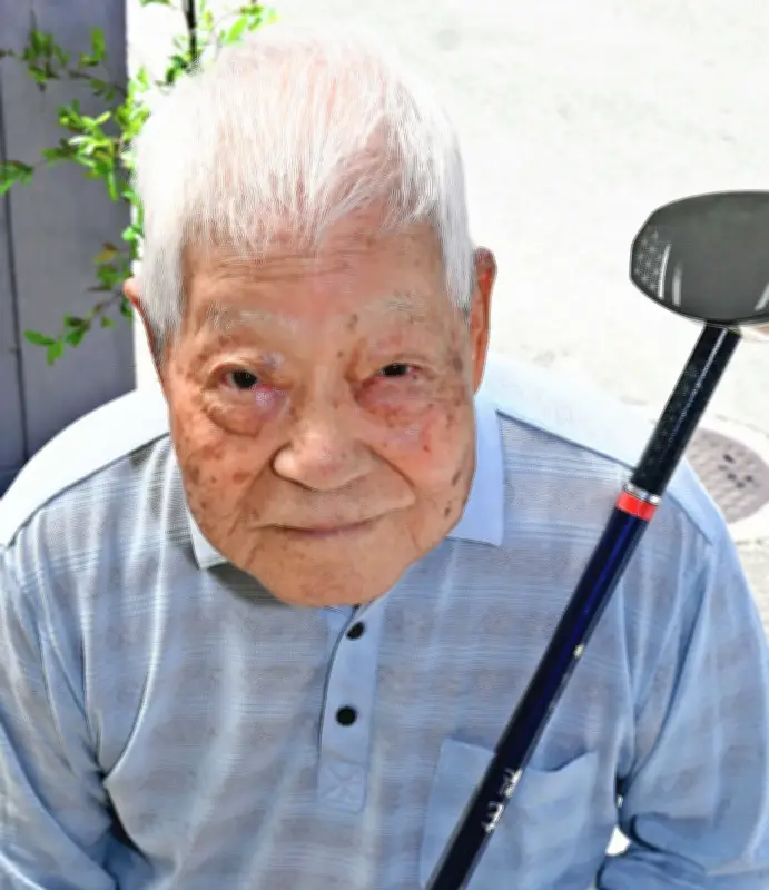 97歳で最年長出場、宮城重典さんが団体準優勝に貢献 本部町グラウンドゴルフ大会
