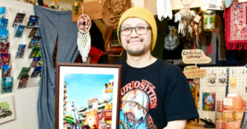 県内作家に発表の場を提供　CURIOSITIES OKINAWA店主ASKARTさん
