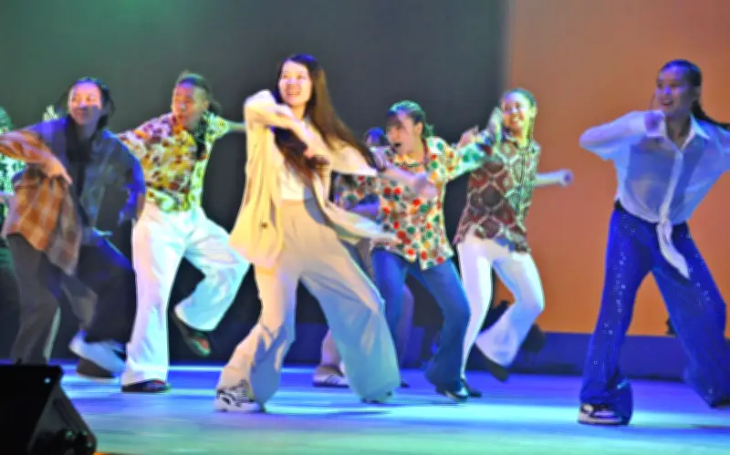 宮古島でダンスイベント「ダンスキャンプ×フィールイット」開催 小学生から30代までが息の合った踊り披露