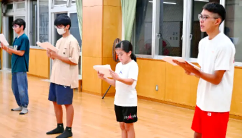 野國總管の功績を朗読劇に 嘉手納の小中生が「總管一座」結成