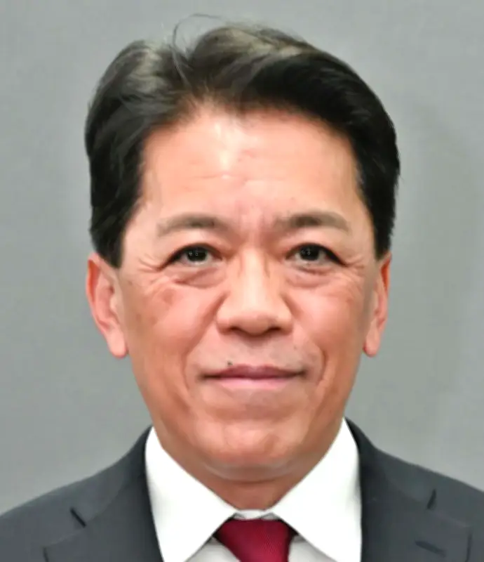 宮崎政久防衛副大臣、亡き母への誓い「頑張る」 記者のメモ