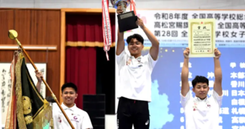 本部、学校対抗で初優勝　沖縄県勢13年ぶり　全国高校総体・重量挙げ