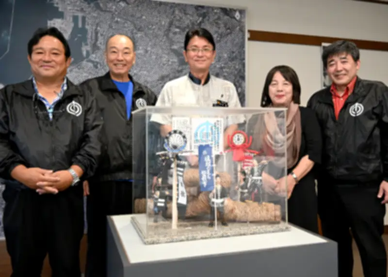 那覇大綱挽の模型、約18年ぶりに市へ 来月から市役所で展示