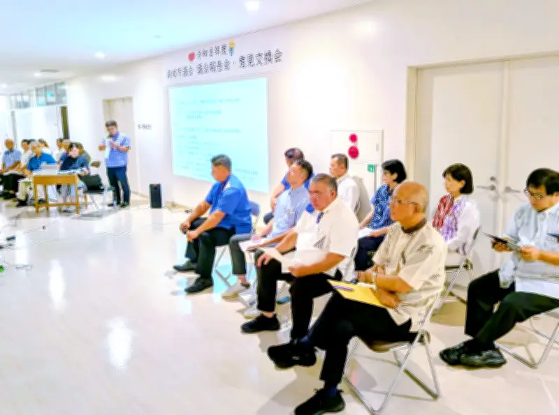 南城市議会が図書館施設視察を報告 市民14人から要望