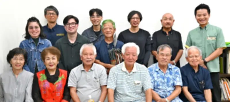 那覇の翁長明美さん、地域14団体に計2500万円寄付
