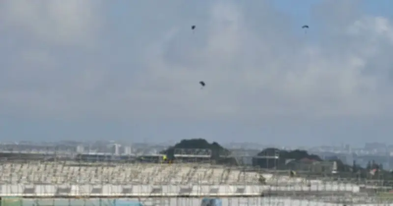 嘉手納基地でパラシュート降下訓練 例外で7回目、三連協は抗議