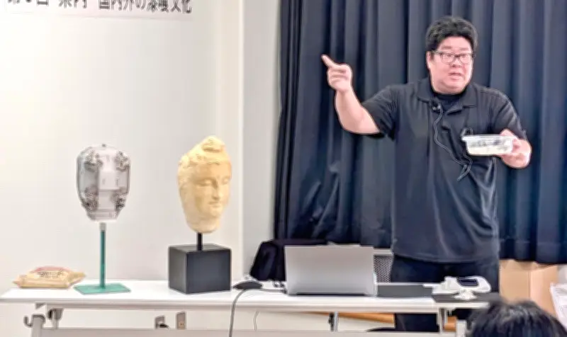 琉球しっくいの特徴解説 河原准教授が活用呼びかけ 宜野湾で市民講座