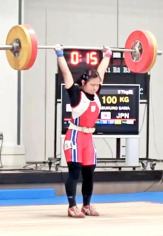島袋紗羽、トータル180キロで県高校新記録 女子57キロ級2位 日・韓・中ジュニア重量挙げ