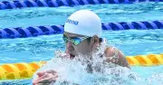 赤嶺、力強いキックで400個人メドレー優勝　九州中学総体・水泳