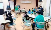世界の文化を児童らが学ぶ 宜野湾・上大謝名でJICA特別企画
