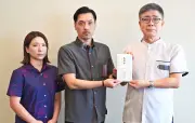 ガルフライフアークが熊本地震義援金30万円を沖縄タイムス社に寄託