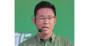 古謝氏、知事選で「10年で県民所得倍増」政策発表　那覇で会見