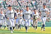 沖縄尚学、夏の連覇逃す 初戦で横浜に2－7で敗れる