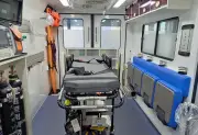 県立南部医療センター、高規格救急車導入へCF開始　県内初「走るICU」目指す