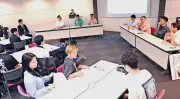 知事選の立候補予定7人招き学生向け公開討論会 那覇でNPO法人主催