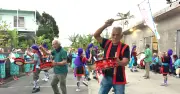 うるま石川山城で御願エイサー 約40年ぶり多数で演舞 旧盆ウークイ