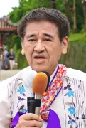 琉球独立主張の屋良朝助氏が出馬表明 首里城守礼門前で第一声