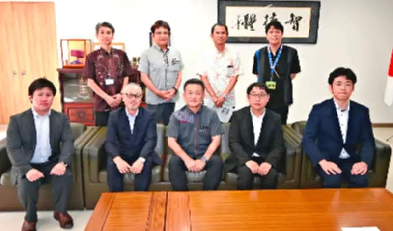 漢検の県内小学校実施率全国一報告 山崎理事長が半嶺教育長に協力要請