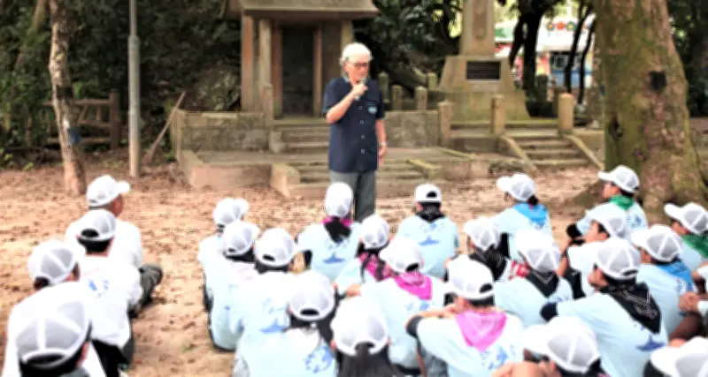 古賀市少年の船が国頭村安田で平和学習 神山さんの戦争体験に49人聞き入る