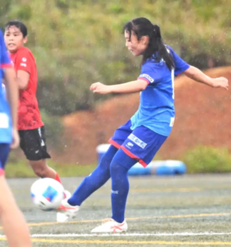 ナビィータが九州U15女子県予選で7発優勝、九州大会へ