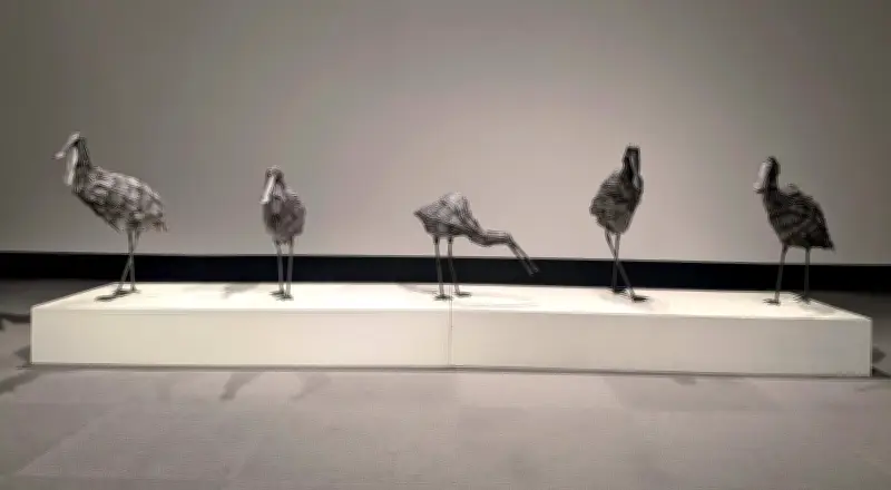 金属で鳥彫刻、ニシダさん初個展 那覇市民ギャラリーで「琉球飛禽図譜」
