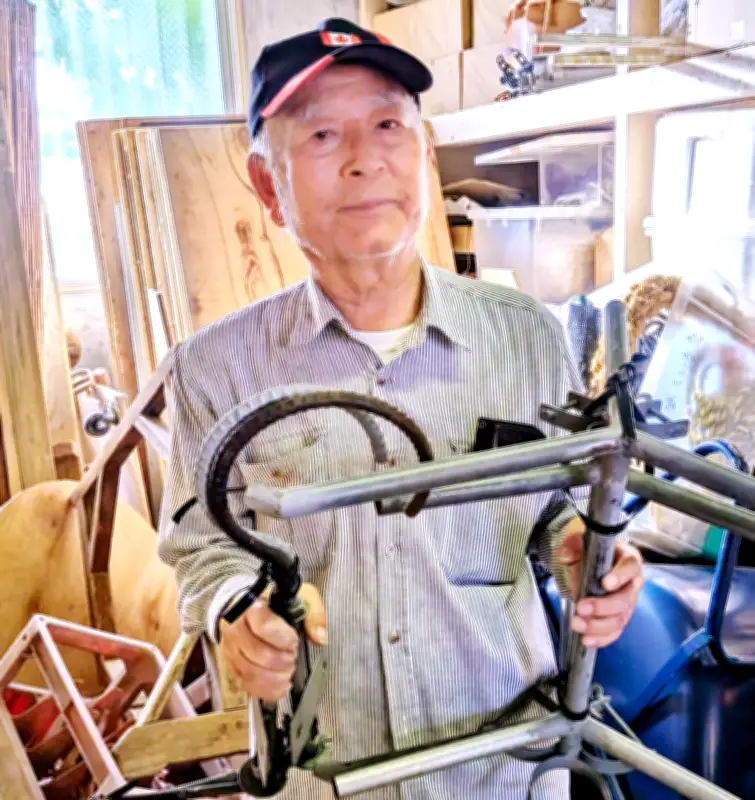 ［ひと粋］自作「綱打ち機」完成に満足 上原憲章さん（77） 豊見城