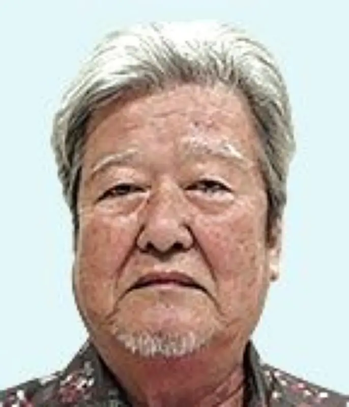 上原茂治さん死去 渡名喜村議、71歳 大動脈解離のため