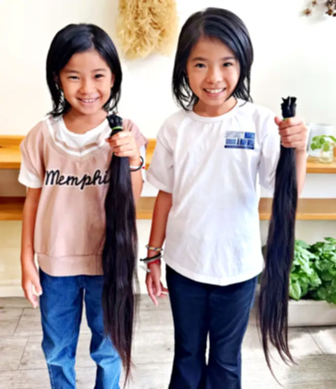 那覇の姉妹がヘアドネーション 伸ばした髪を各65センチ、68センチカット
