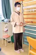 失語症の狩俣さん、漢字で名前を書き続ける自主訓練 転院後に本格リハビリ開始