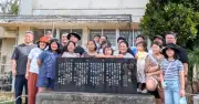 當眞元村長の子孫が南大東島を訪問　島の歴史つなぐ
