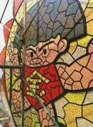 西原・坂田小の外壁に金太郎レリーフ 児童が図案考案、歌や創作ダンスも
