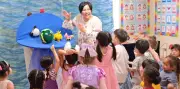 人形劇「まるまるちゃん」宜野湾で上演 子どもに夢届ける「おたこぐみ」