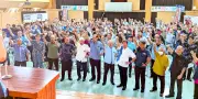 国道507号4車線化早期完成求め八重瀬で住民総決起大会、約200人参加